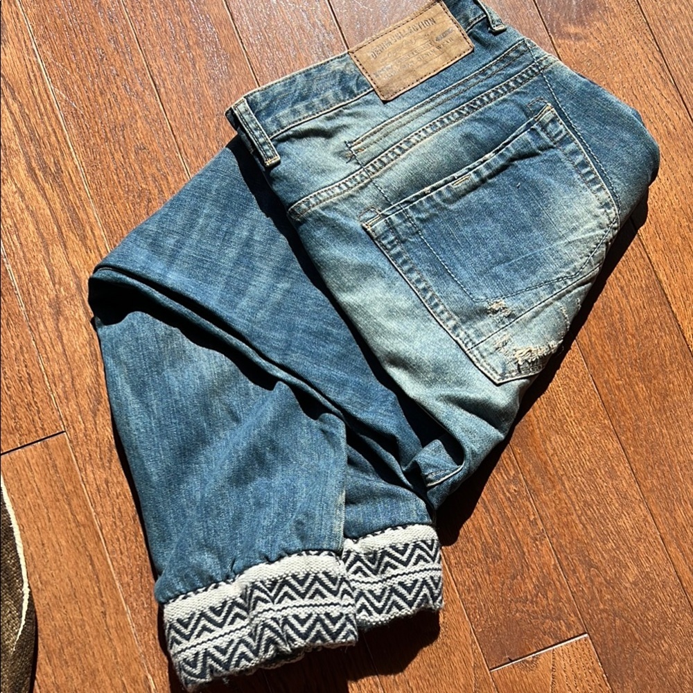 Zara washed Blue Denim Jeans with Patterned Cuffs